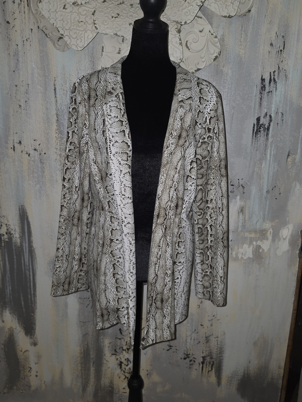 C. Est 1946 Open-Front Snake-Print Blazer/Jacket - Cream/Beige/Brown